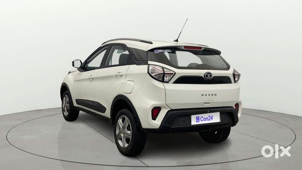 Tata Nexon 1.2 Revotron Xm (s), 2022, Diesel