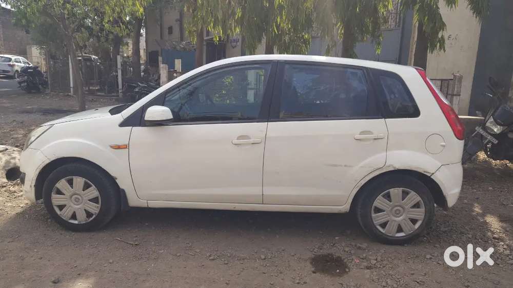 Ford Figo Diesel 1.4 For Sell. 2010 Model. White Colour.