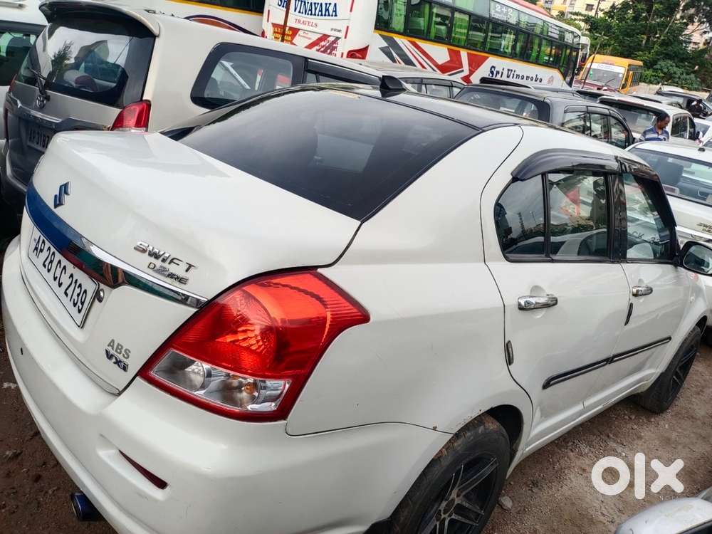 Maruti Suzuki Dzire Petrol 2009 (negotiable)
