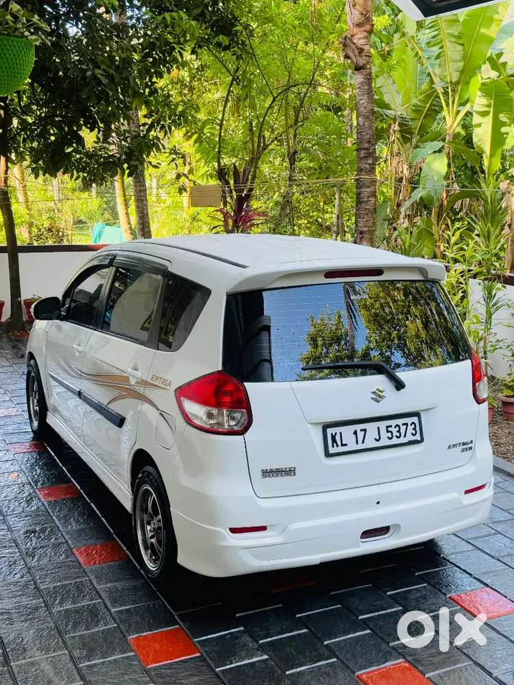 Maruti Suzuki Ertiga 2012 Diesel Zdi
