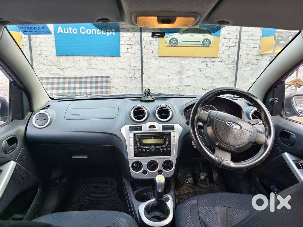 Ford Figo 1.2ptitanium Sports Pack, 2013, Petrol