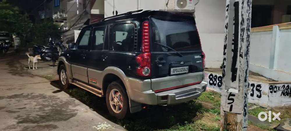 Mahindra Scorpio Diesel 2011 Variant
