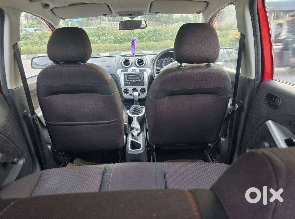 Ford Figo 1.2p Titanium Mt, 2010, Petrol