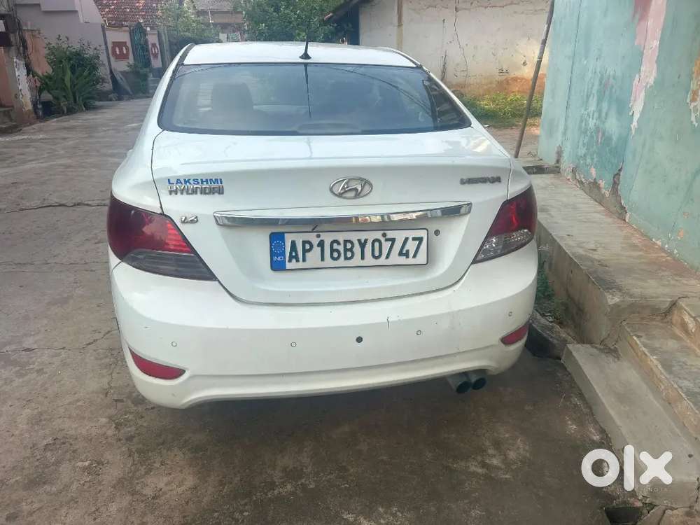 Hyundai Verna 2011 Diesel 170000 Km Driven