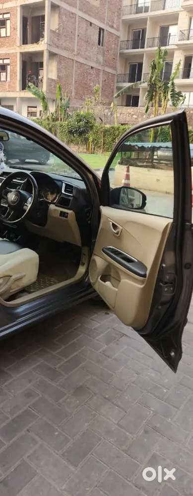 Honda Amaze 2017 Edition