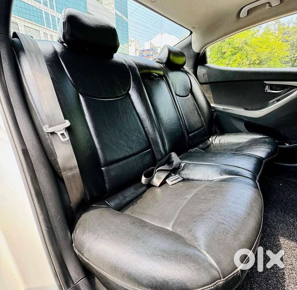Hyundai Elantra 1.8 Sx Mt, 2015, Petrol