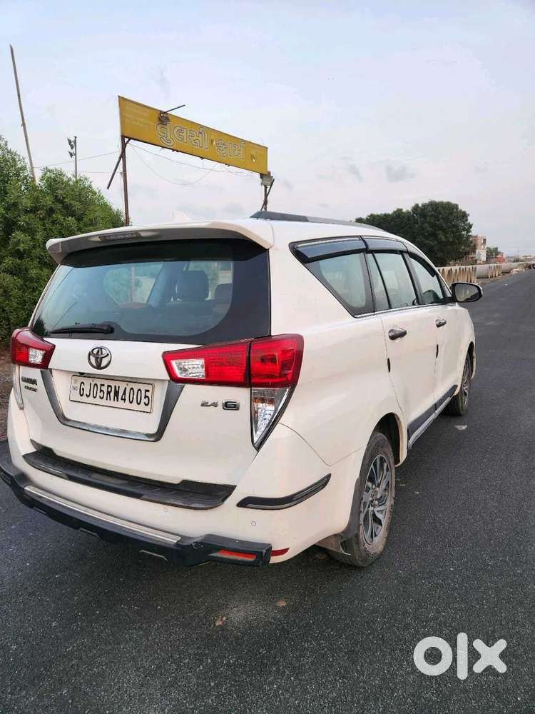 Toyota Innova Crysta 2.4 G Mt 8s, 2021, Diesel