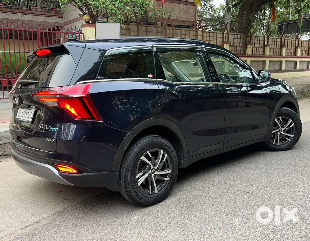 Mahindra Xuv700 2.2 Ax 5 Diesel At 7 Str, 2022, Diesel
