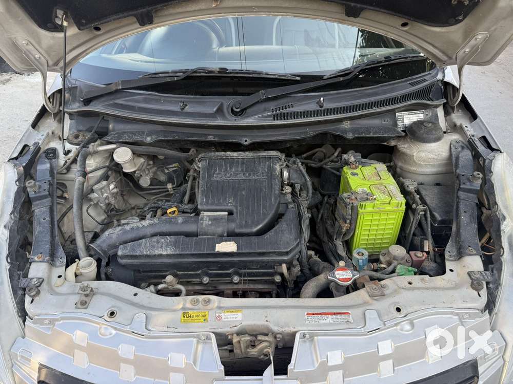 Maruti Suzuki Swift Vxi Optional, 2017, Petrol