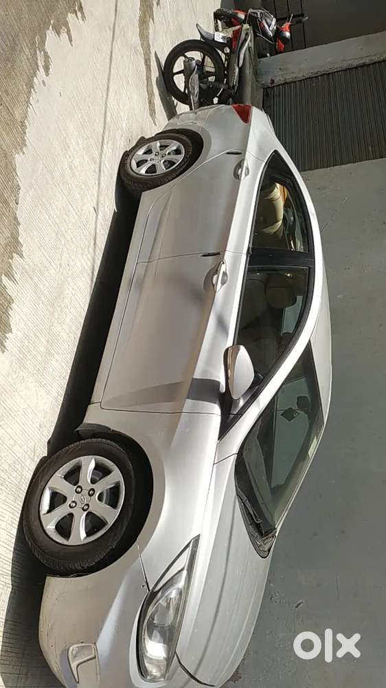 Hyundai Verna 2013 Petrol 79.000 Km Driven