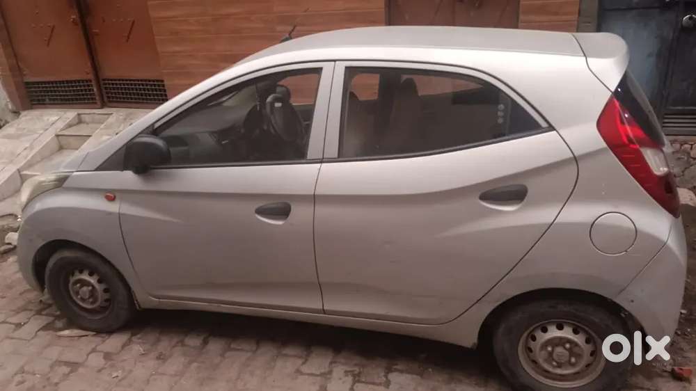 Hyundai Eon D-lite 2013 Petrol Manual Car