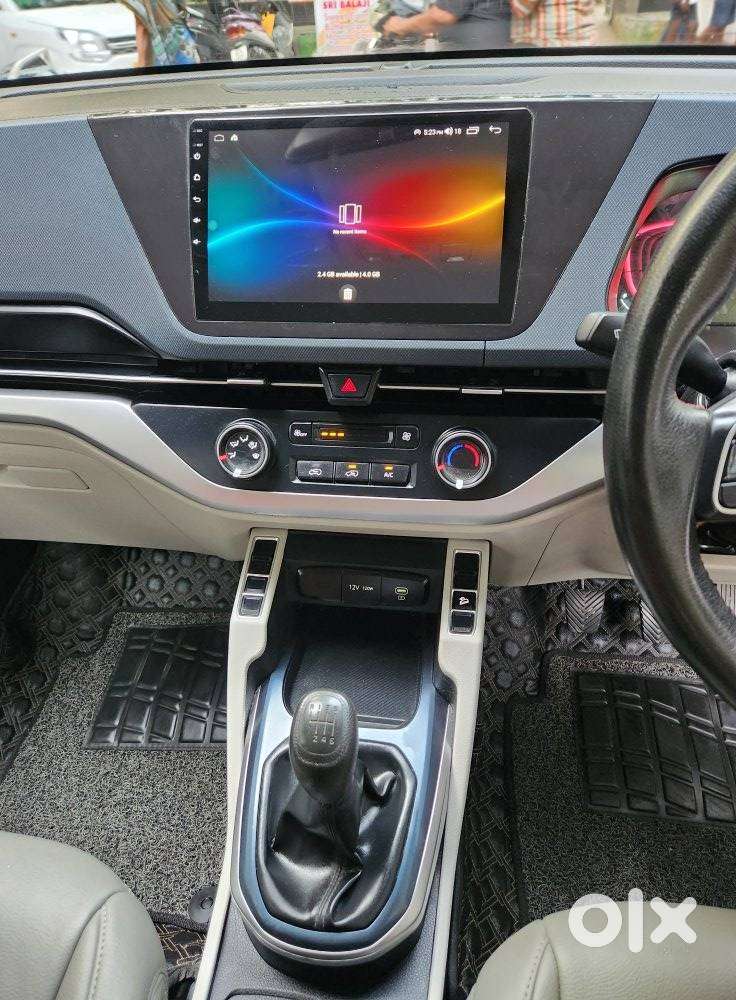 Kia Carens 1.5 Premium 7 Str, 2023, Petrol