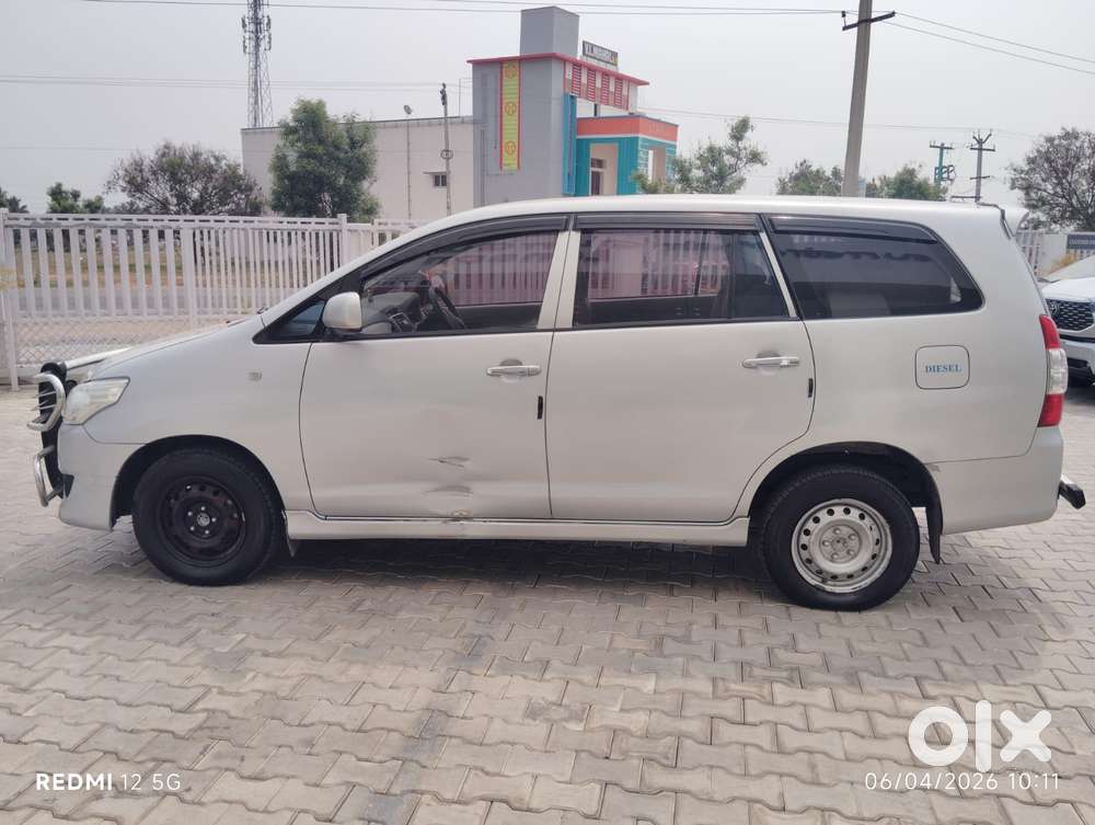 Toyota Innova 2.5 Gx 7 Str Bs-iii, 2013, Diesel