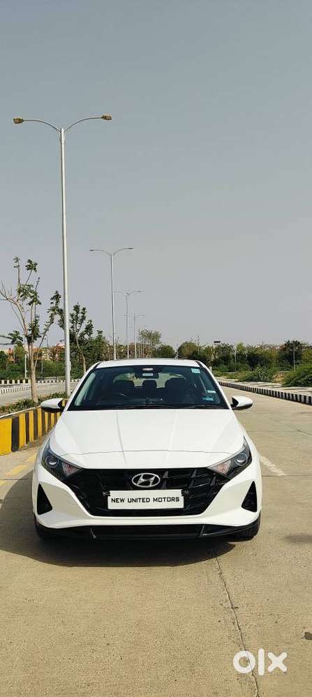 Hyundai I20 Asta 1.2 O With Sunroof, 2023, Petrol
