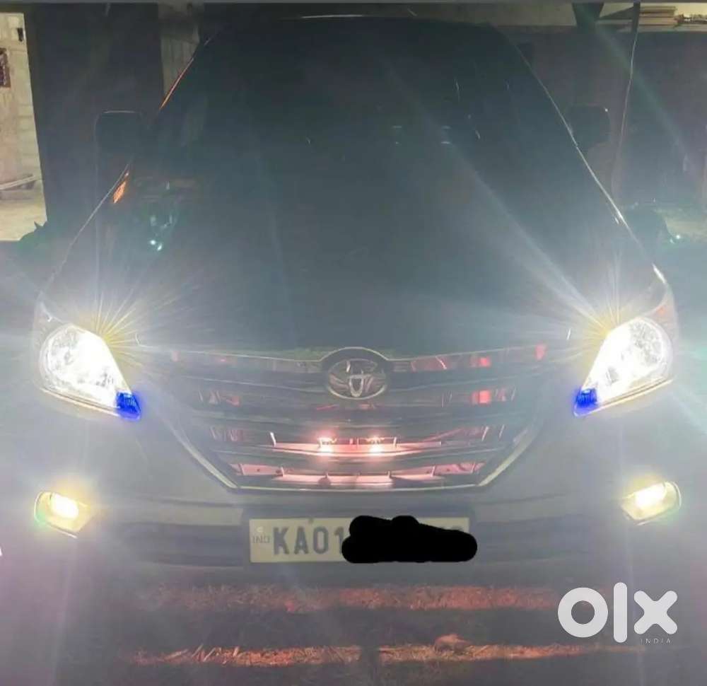Toyota Innova 2014 Diesel Well Maintained