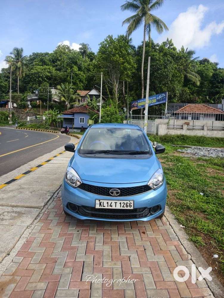 Tata Tiago, 2016, Petrol
