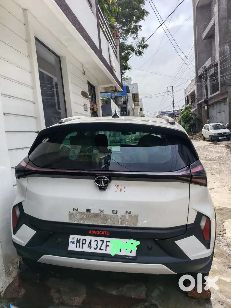 Tata Nexon Creative Petrol 2023