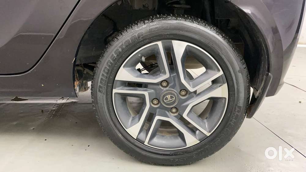 Tata Tiago Xza Plus, 2022, Petrol