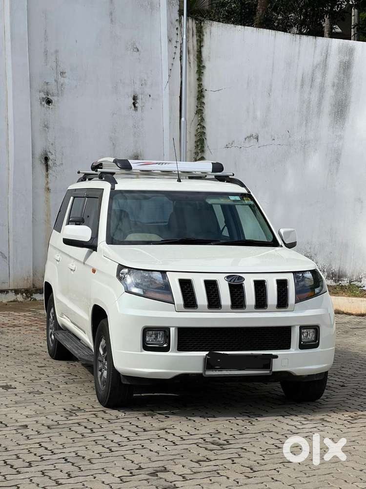 Mahindra Tuv 300 T10, 2018, Diesel