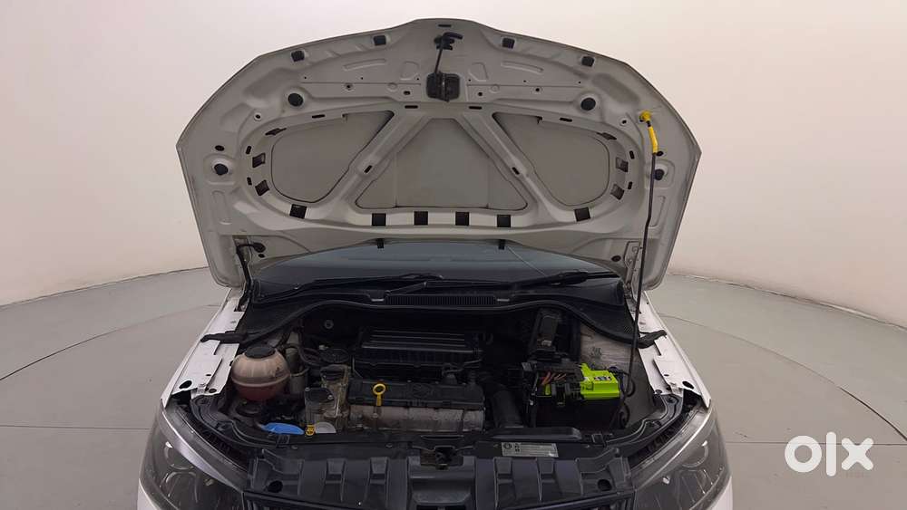 Skoda Rapid 1.6 Mpi At Style, 2017, Petrol