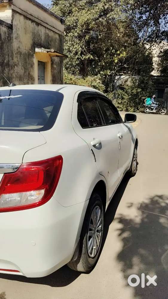 Maruti Suzuki Dzire 2019 Petrol 63695 Km Driven