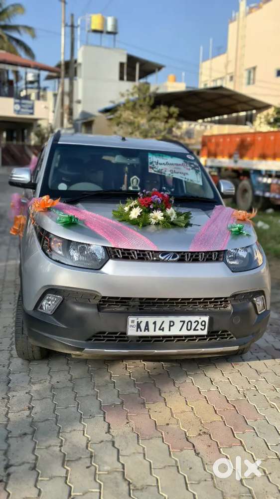 Mahindra Kuv 100 2016 Petrol Good Condition