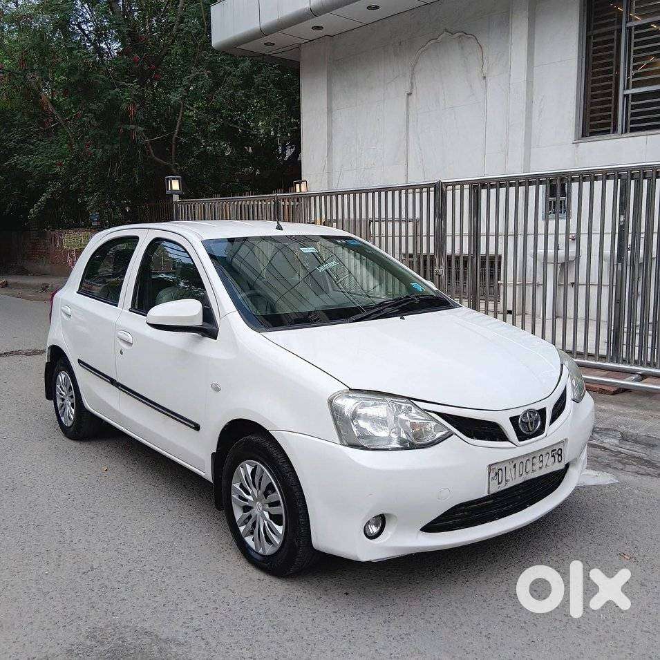 Toyota Etios Liva G Exclusive, 2015, Petrol