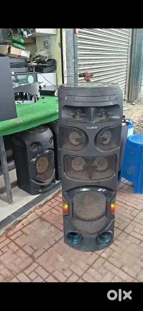 Sony V82 D party speaker 3yr old in excellent condition