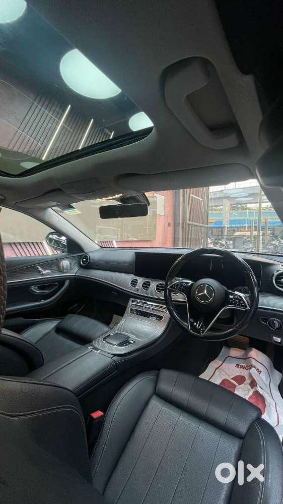 Mercedes-benz E-class E 220d Exclusive, 2023, Petrol