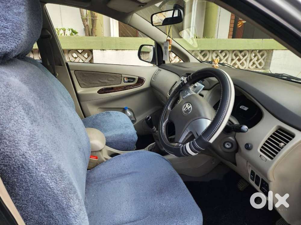 Innova 2.5 V 2012 Model 2013 Ragisration