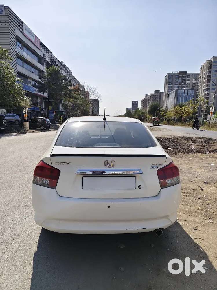 Good Condition, Insurance Running