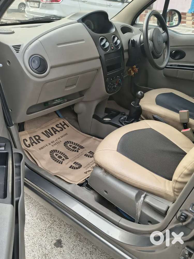 39,000 Kmts Driven Chevrolet Spark Showroom Single Owner