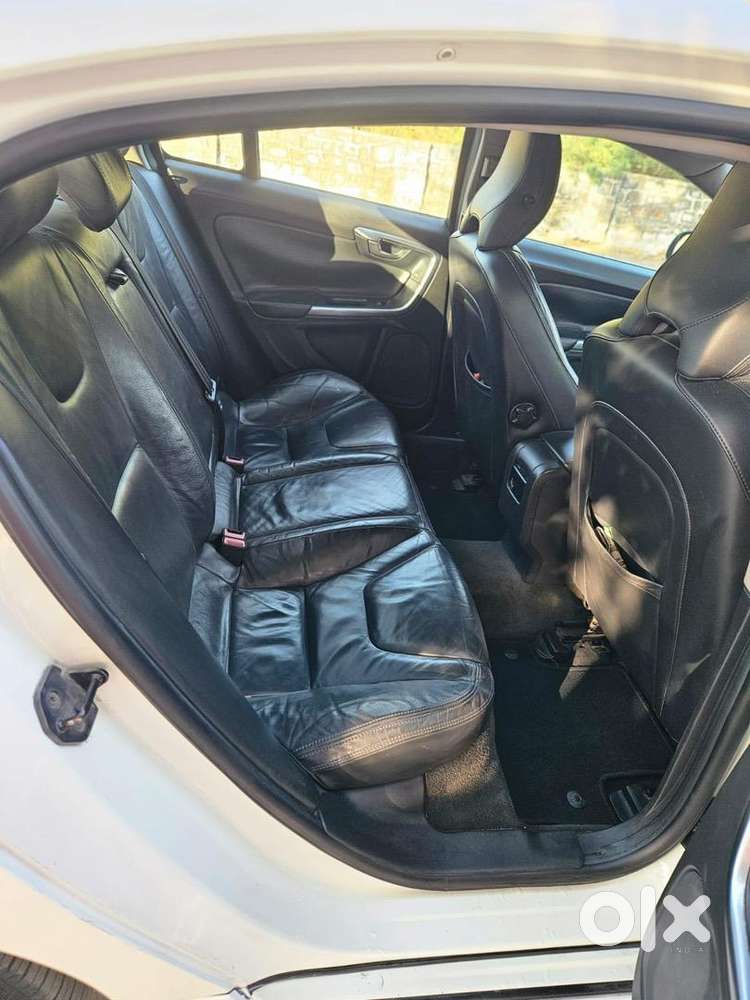 Volvo S60 2013 Diesel Well Maintained