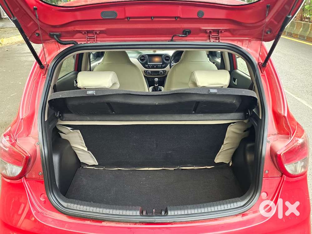 Hyundai Grand I10 Asta Option, 2017, Petrol