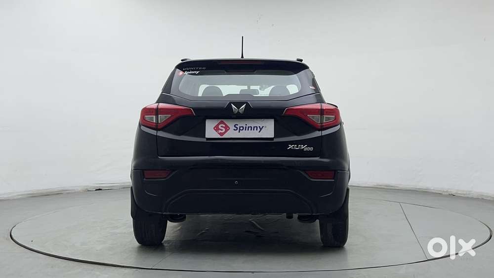 Mahindra Xuv300 W6, 2022, Petrol