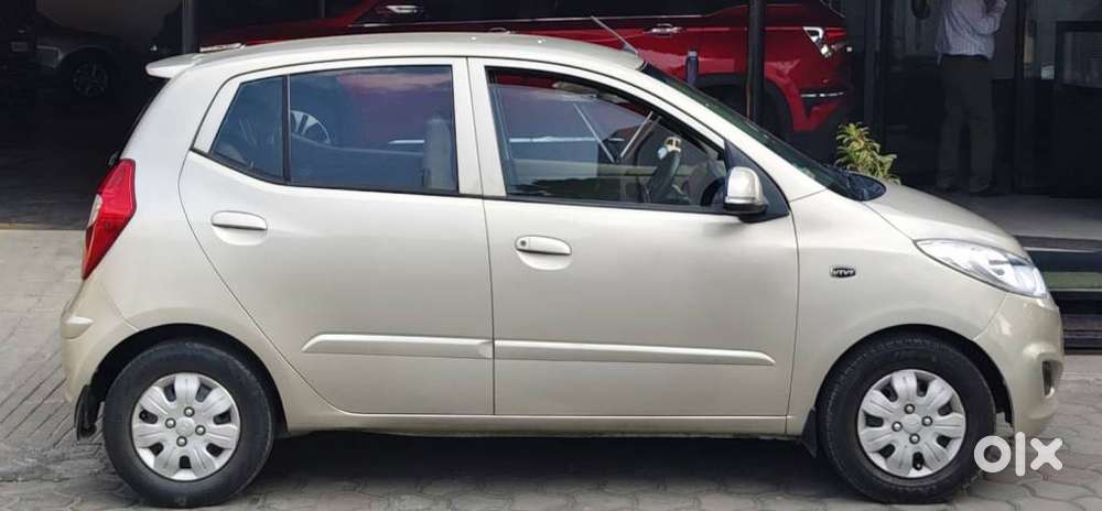 Hyundai I10 Sportz At, 2011, Petrol