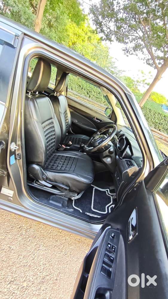 Maruti Suzuki Swift Vxi Deca, 2022, Petrol