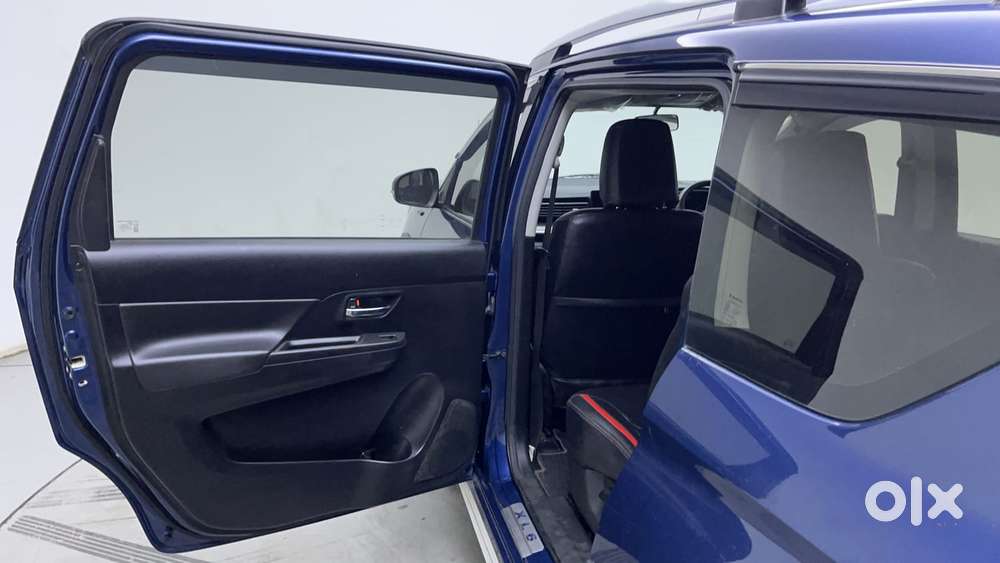 Maruti Suzuki Xl6 1.5 Zeta At, 2021, Petrol
