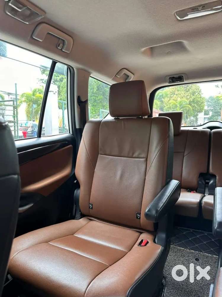 Toyota Innova Crysta 2020 Diesel (in Kerala)