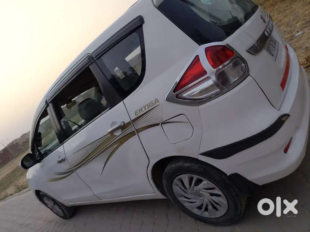 Maruti Suzuki Ertiga Vxi 2016 Second Owner