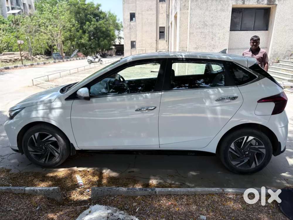 Hyundai I20 Asta (o) 1.2 Ivt, 2022, Petrol