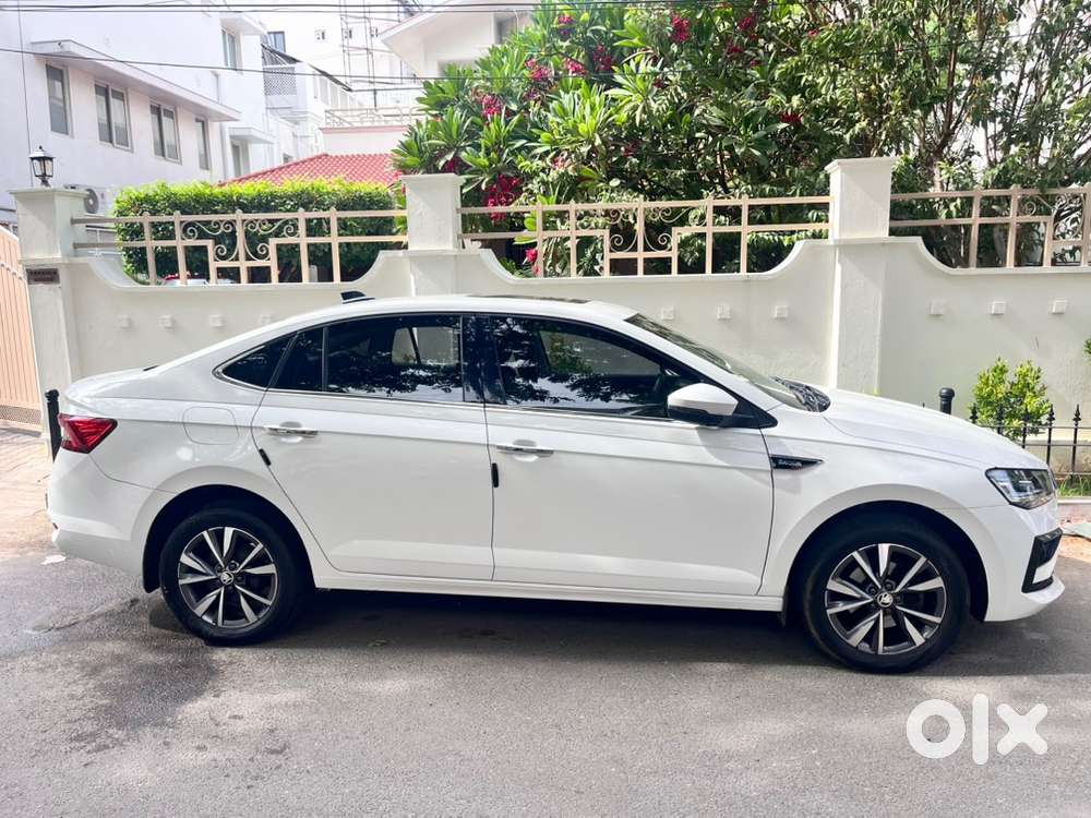 Skoda Slavia Petrol 2024