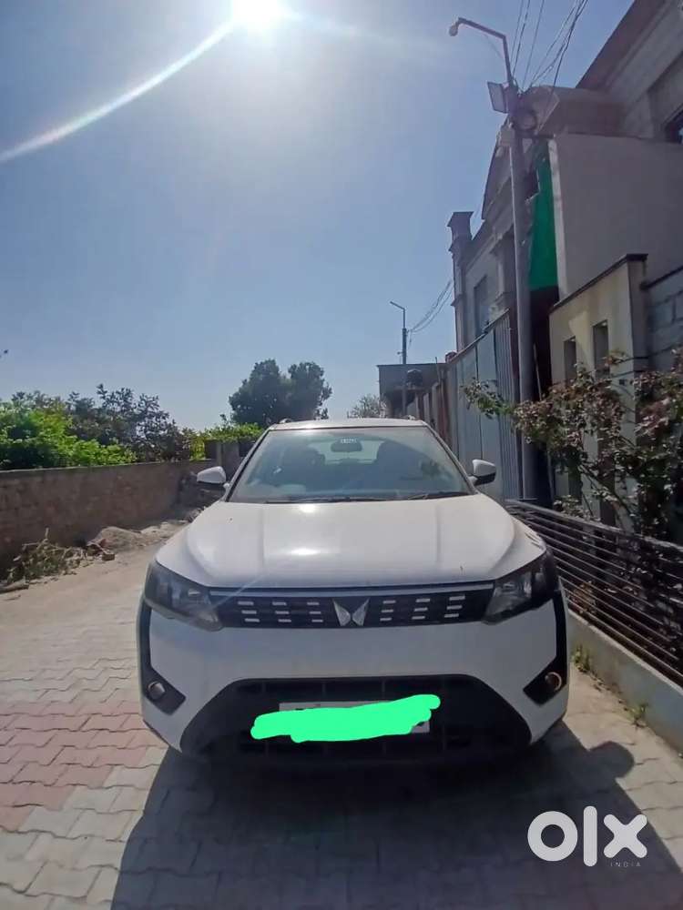 Mahindra Xuv300 2024 Diesel 35000 Km Driven