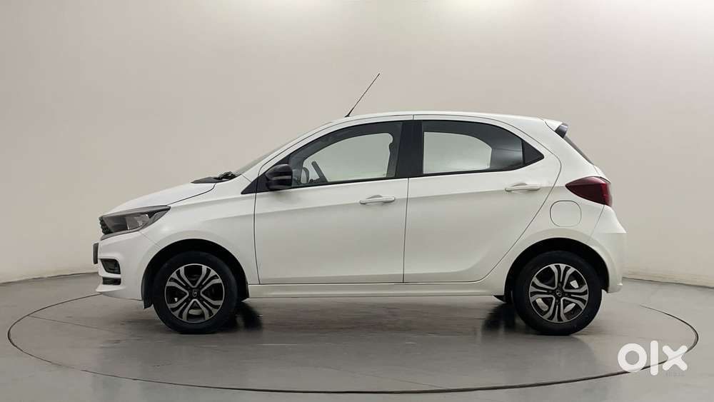 Tata Tiago 1.2 Revotron Xta, 2023, Petrol