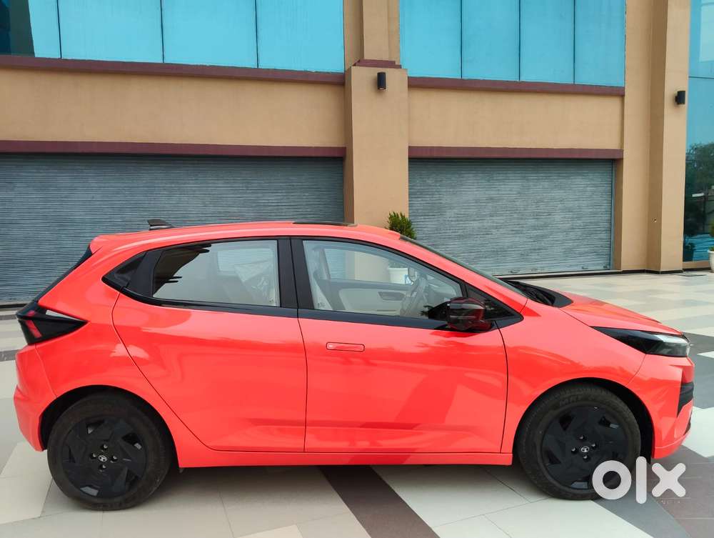 Tata Altroz Creative S, 2025, Cng & Hybrids