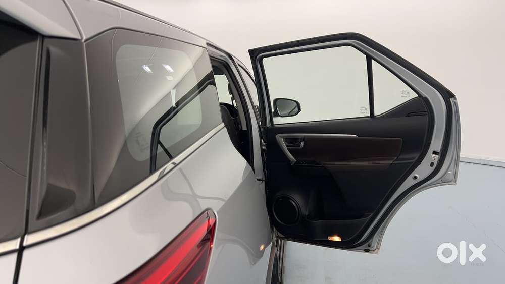 Toyota Fortuner 4x2 At 2.8 Diesel, 2019, Diesel