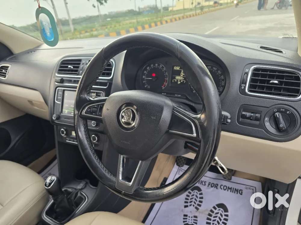 Skoda Rapid 1.6 Mpi Ambition, 2019, Petrol