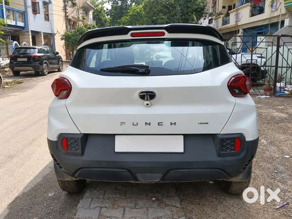 Tata Punch Accomplished 2025