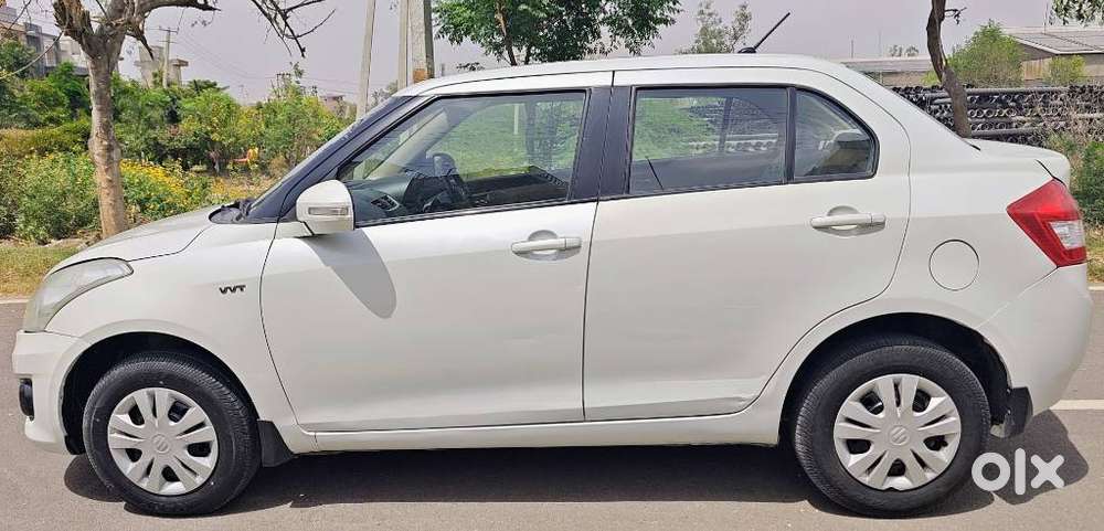 Maruti Suzuki Swift Dzire 1.2 Vxi Bsiv, 2013, Petrol