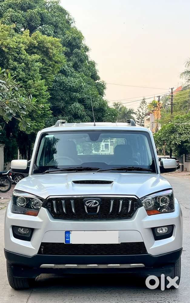 Mahindra Scorpio S10, 2017, Diesel